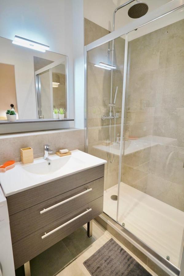 Le Chana - Unique For 3 Guests - Terrace - St Paul Lyon Dış mekan fotoğraf